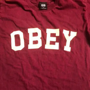 Obey Short Sleeves Tee Shirt